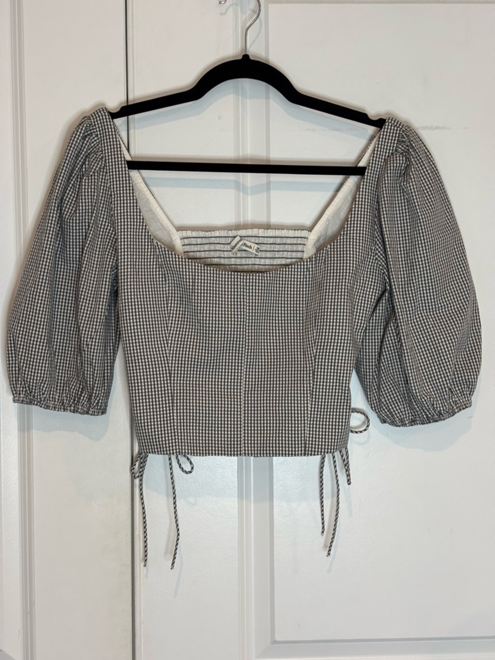 NWT Abercrombie & Fitch Gray White Gingham Puff Sleeve Lace Up Corset Crop Top M - Picture 2 of 8
